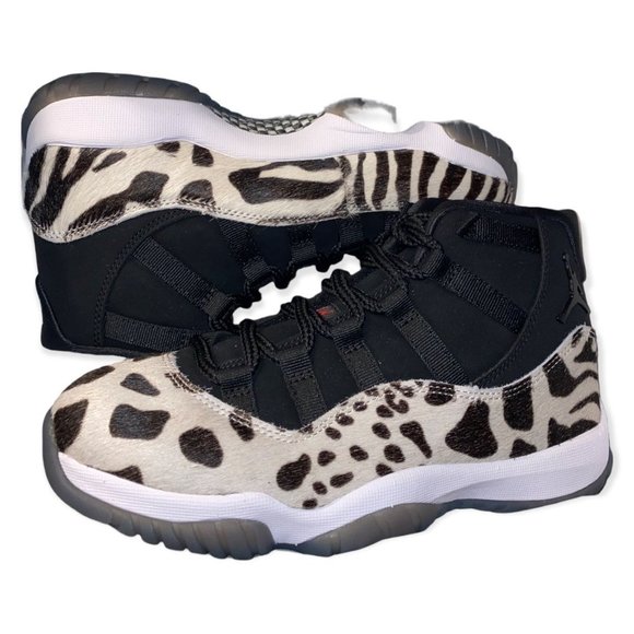 Air Jordan 11 “Animal Instinct” Black/Red-Sail-White Womens Size 7 - Picture 4 of 11